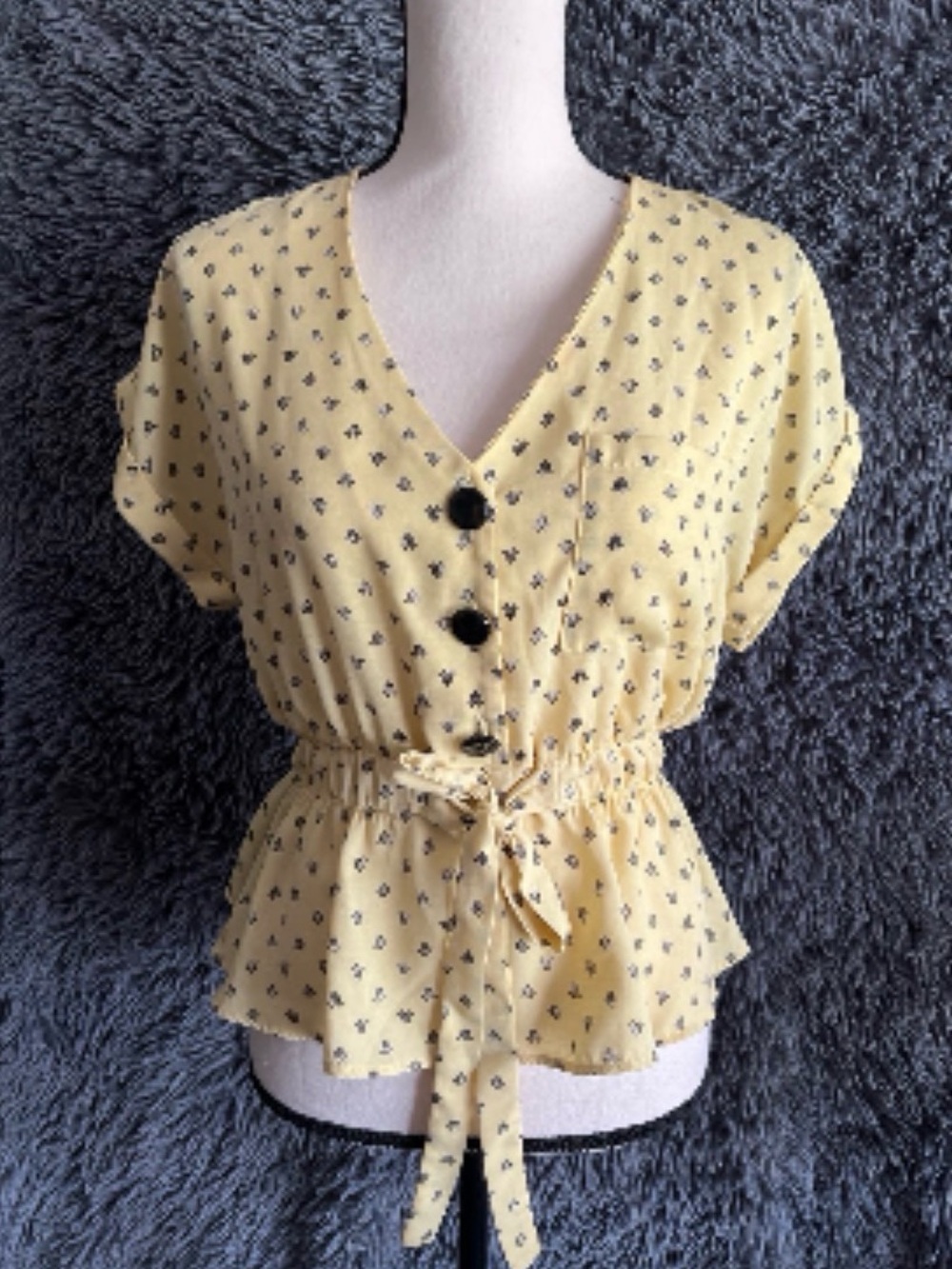 Sweet Rain Pale Yellow Button-Front Peplum Blouse